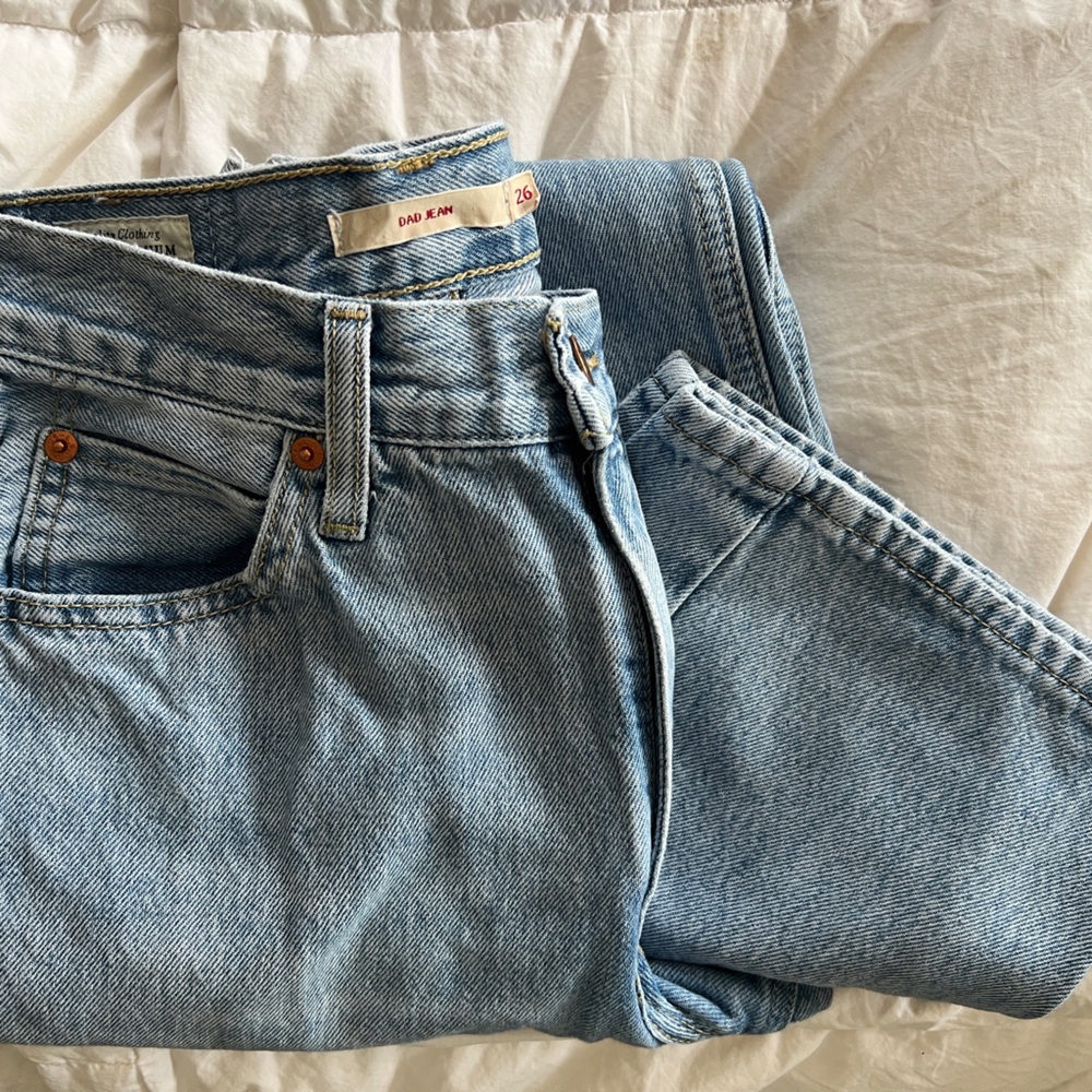 Levi Dad Jean size 26, light wash